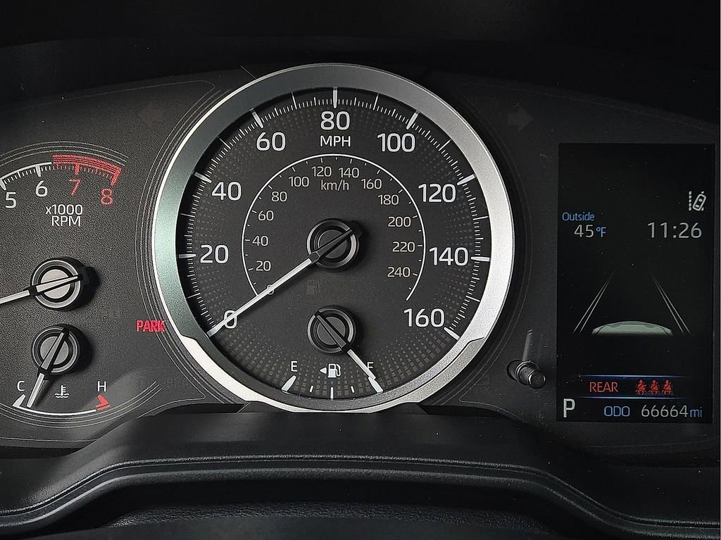 Used 2022 Toyota Corolla LE image 19