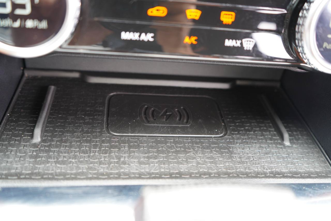 Used 2021 Jaguar F-PACE SVR AWD/4WD image 56