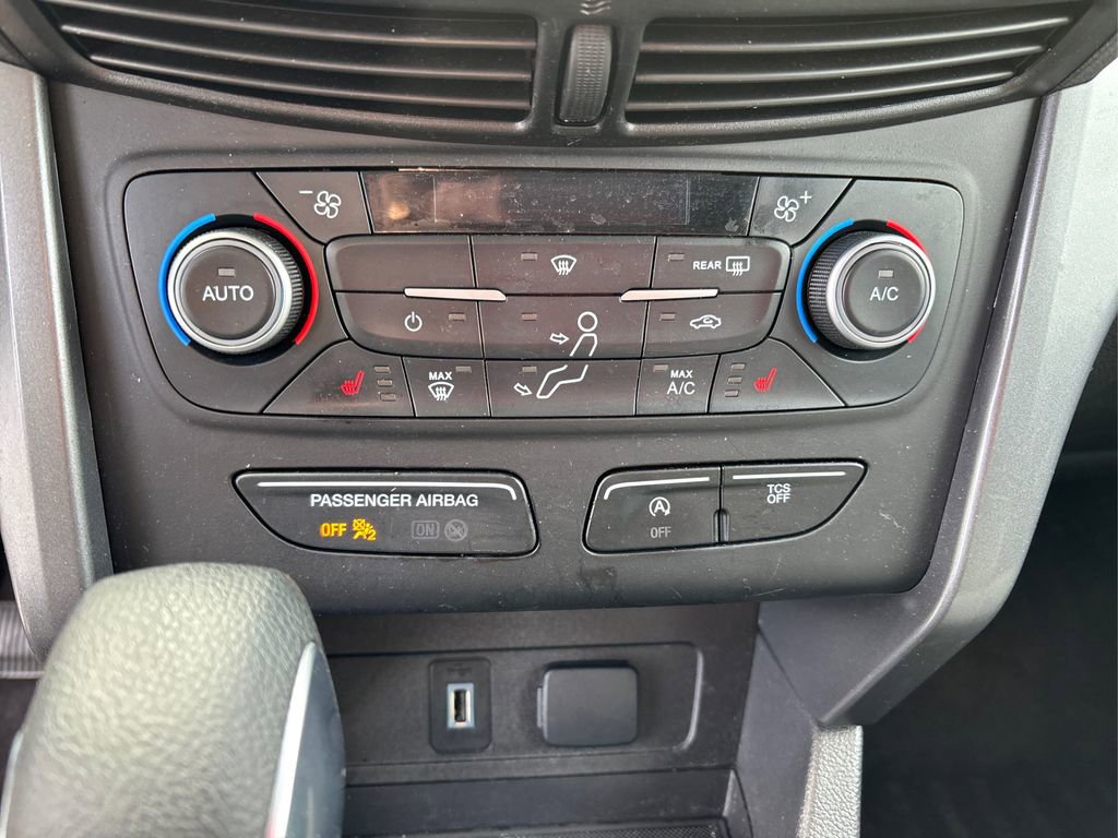 Used 2018 Ford Escape SE image 30