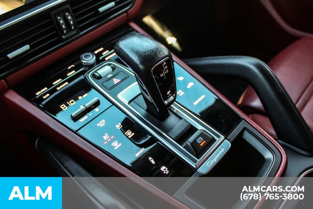 Used 2023 Porsche Cayenne S Platinum w/ Premium Package Plus image 35