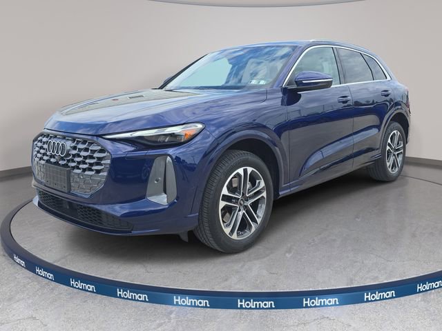 Used 2025 Audi Q5 Premium w/ Convenience Package