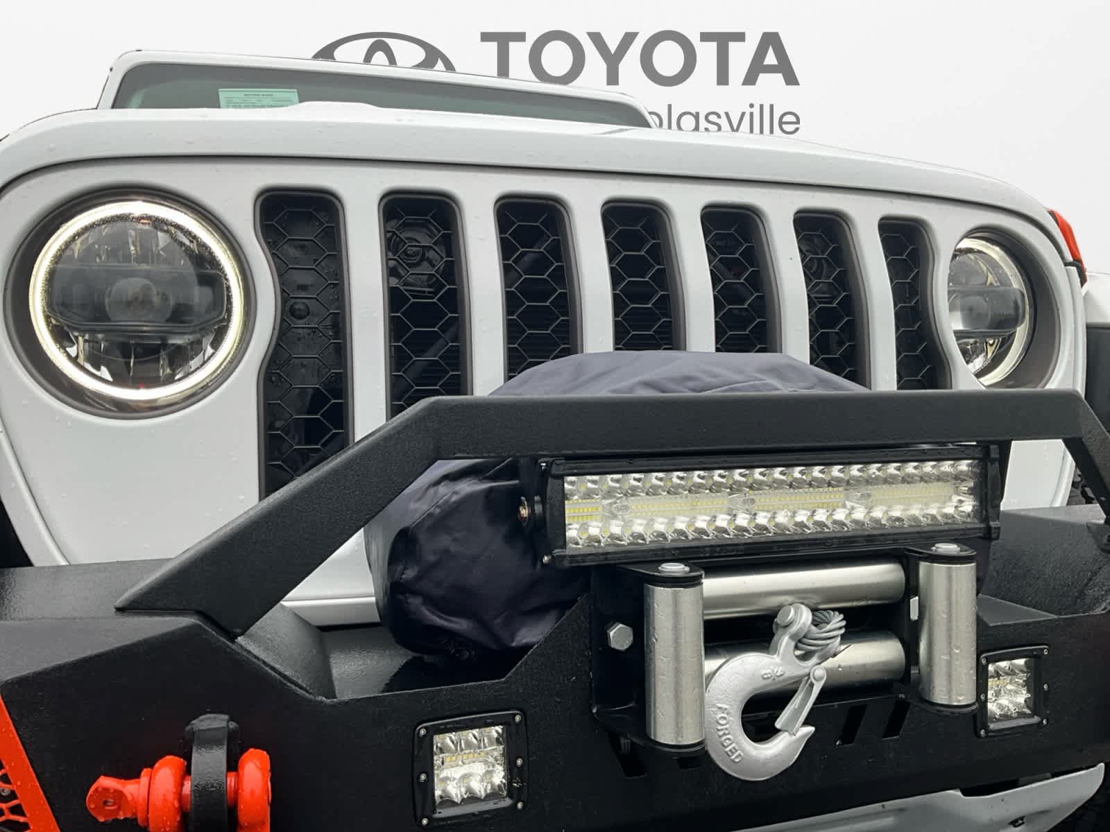 Used 2023 Jeep Gladiator Mojave w/ LED Lighting Group AWD/4WD image 16