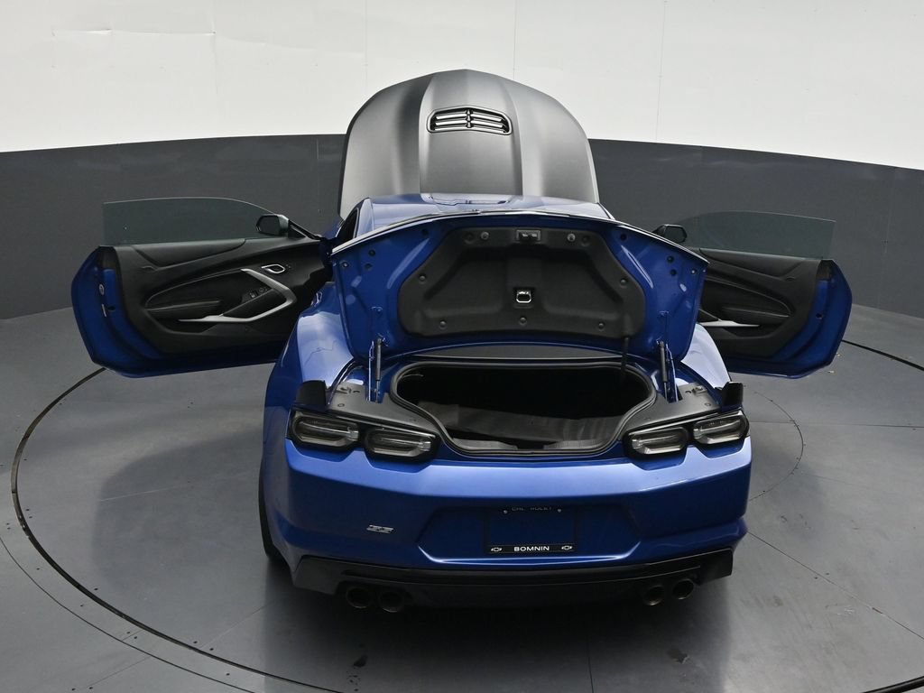 Used 2020 Chevrolet Camaro SS RWD image 35