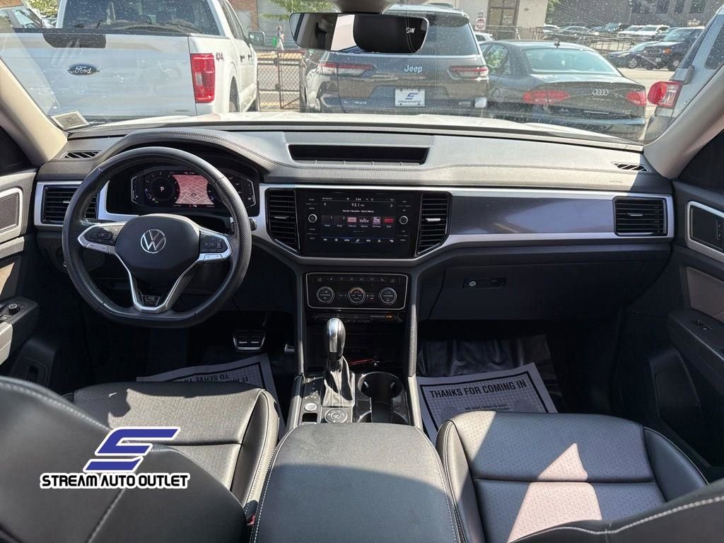 Used 2022 Volkswagen Atlas SEL R-Line image 22