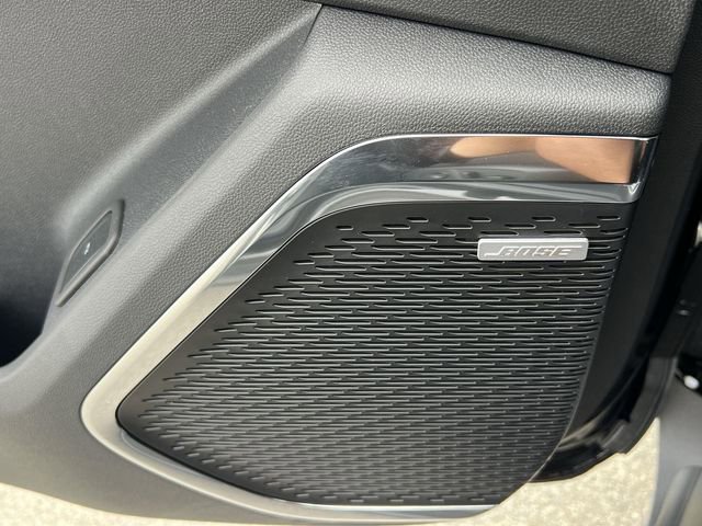 New 2026 GMC Acadia Elevation image 21