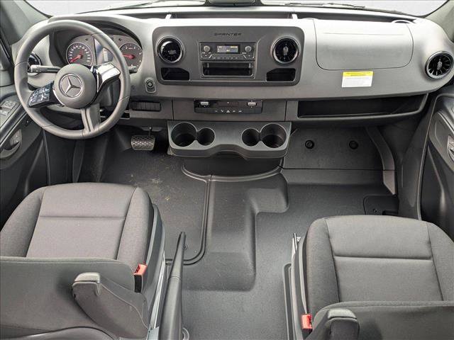 New 2025 Mercedes-Benz Sprinter 2500 image 13