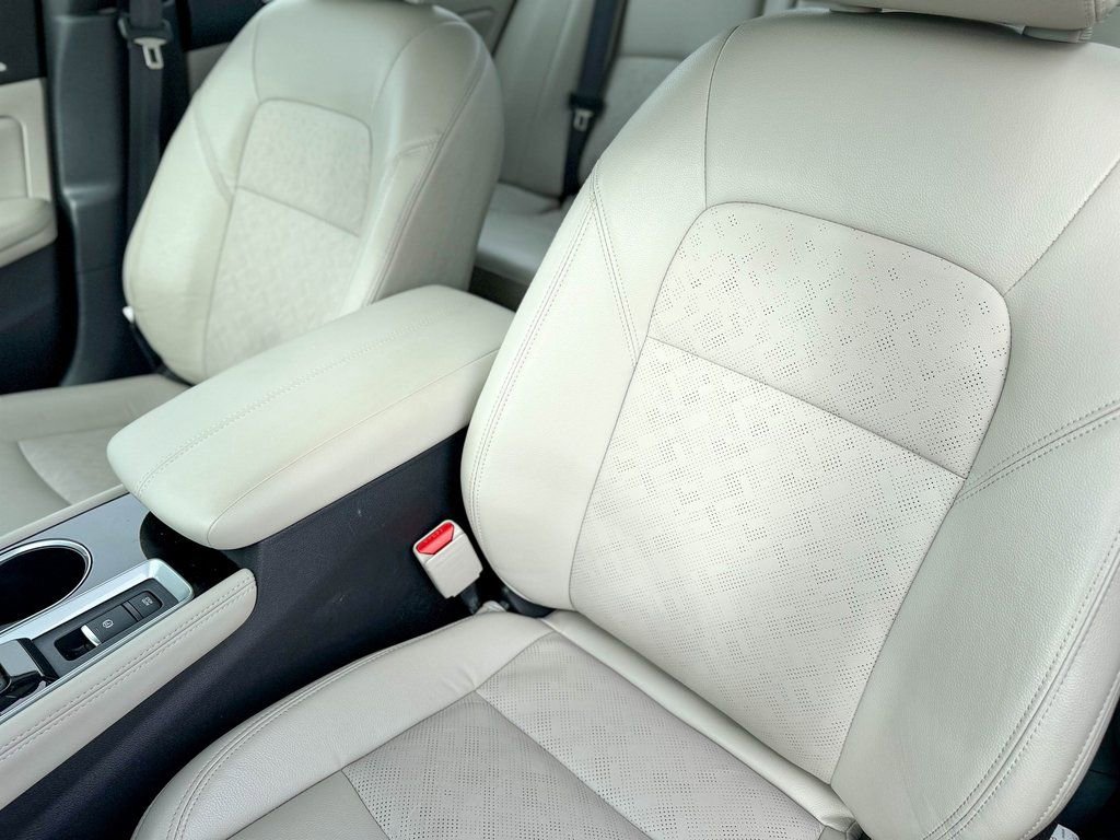 Used 2024 Nissan Altima 2.5 SL FWD image 16