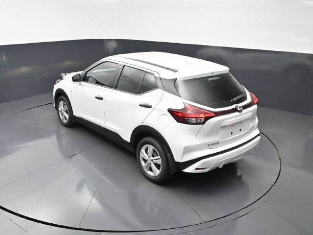 Certified 2025 Nissan Kicks Play S FWD image 23