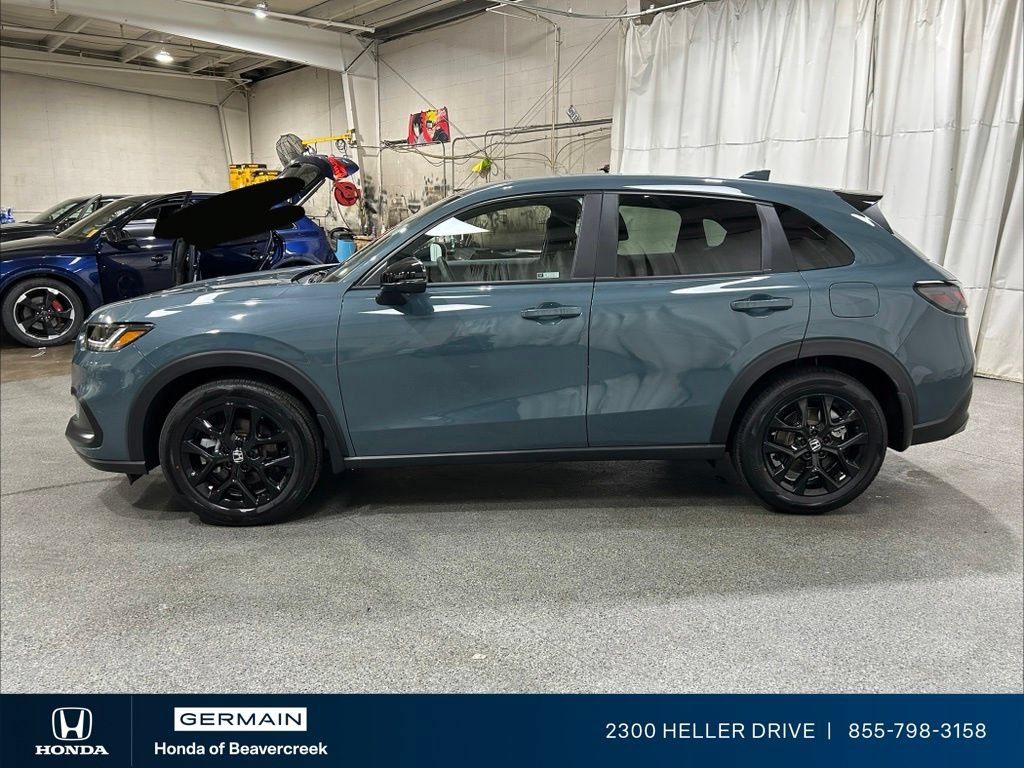 Certified 2025 Honda HR-V Sport image 5