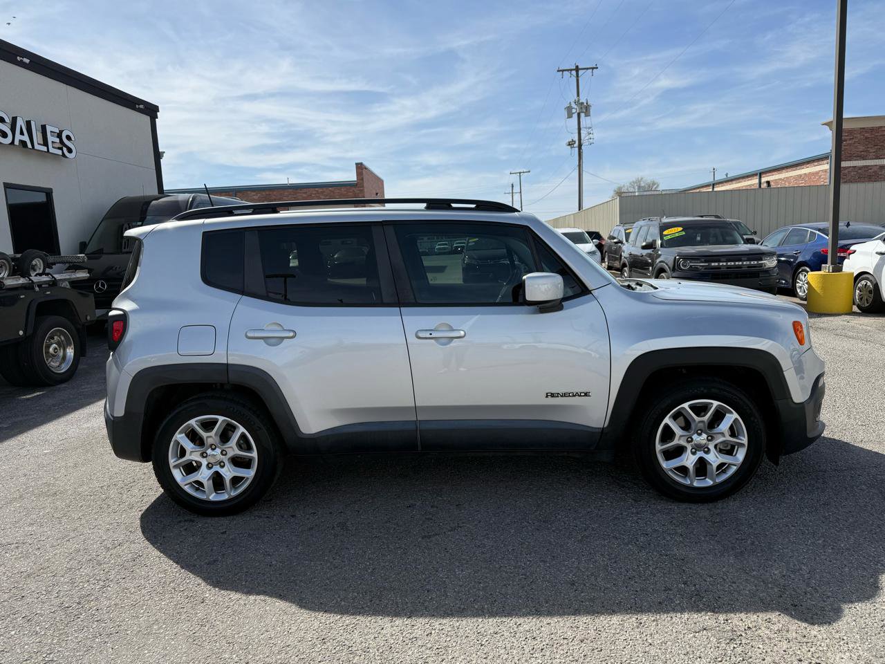 Used 2018 Jeep Renegade Latitude image 5