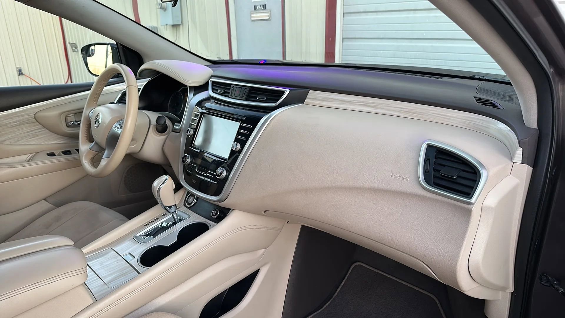 Used 2016 Nissan Murano SV image 3