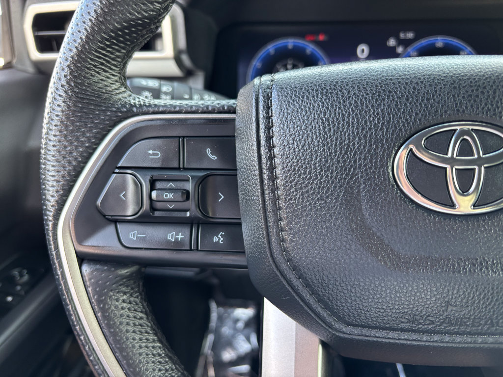 Used 2024 Toyota Tacoma TRD Off-Road AWD/4WD image 29