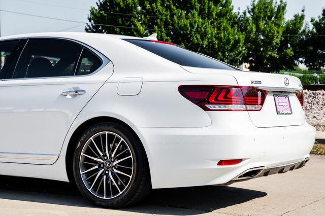 Used 2013 Lexus LS 460 w/ F-Sport Pkg RWD image 43