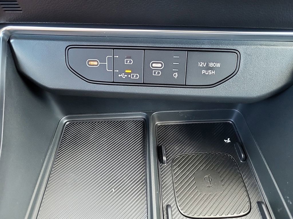 New 2025 Kia Carnival SX Prestige image 24