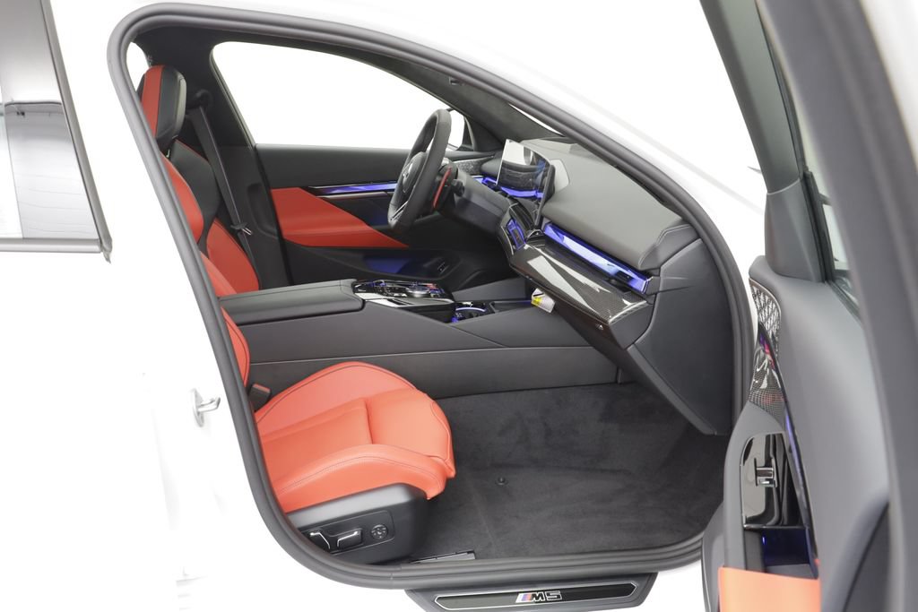 Used 2027 BMW M5 Touring AWD/4WD image 26