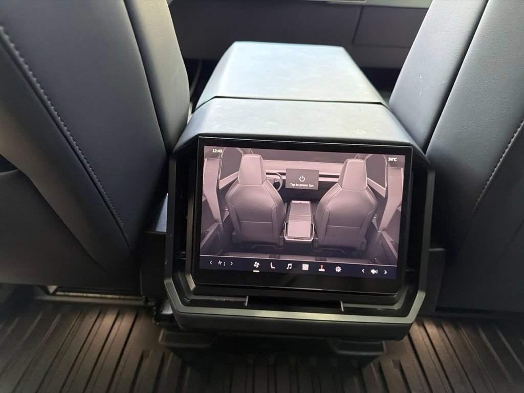 Used 2025 Tesla Cybertruck AWD Crew Cab image 23