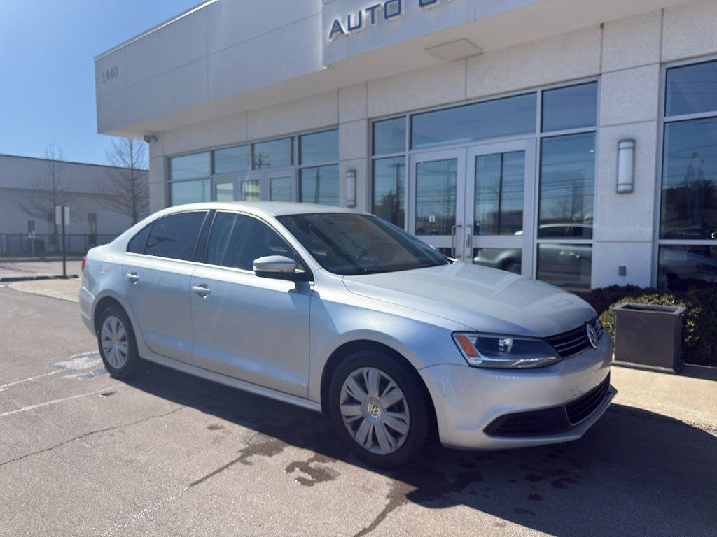 Used 2013 Volkswagen Jetta SE image 1