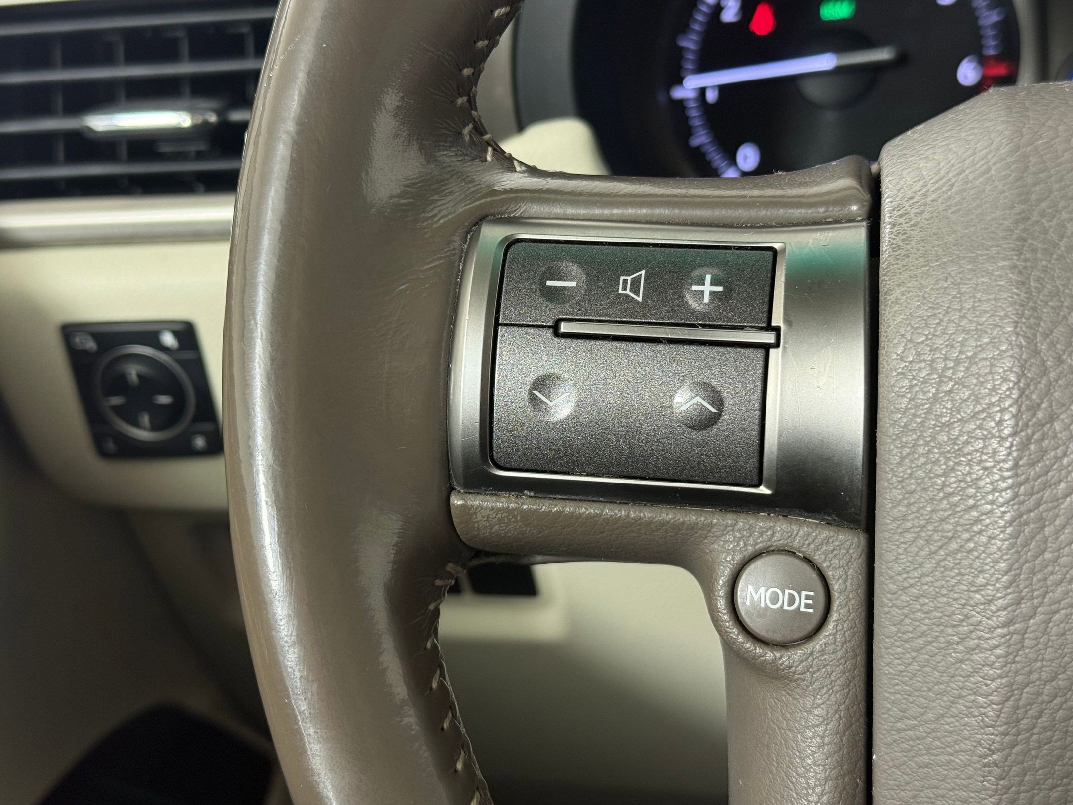 Used 2017 Lexus GX 460 image 15