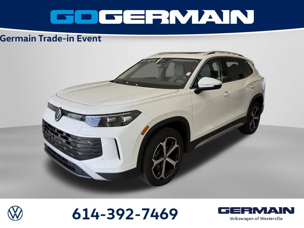 Certified 2025 Volkswagen Tiguan SE w/ Panoramic Sunroof Package