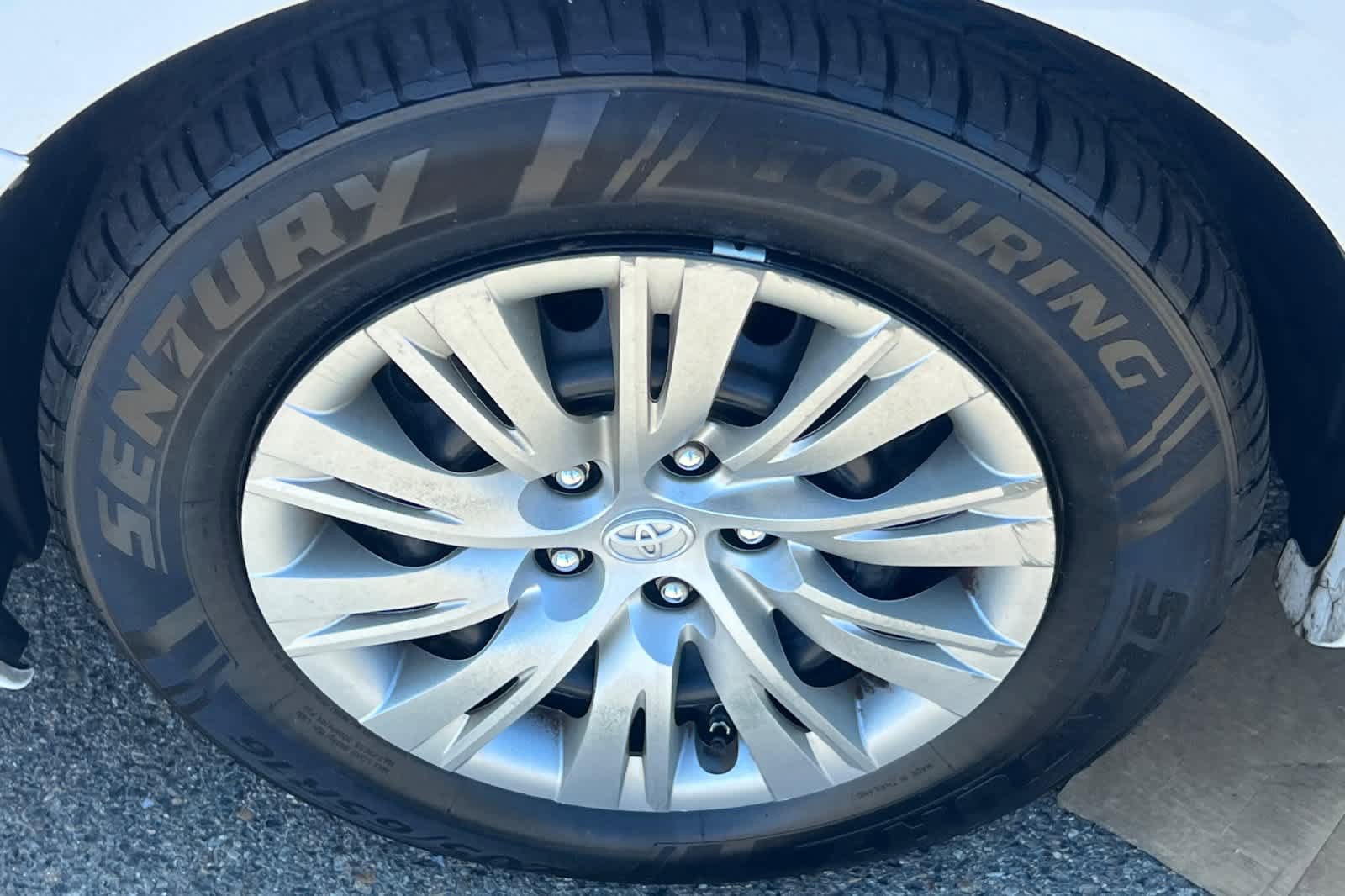 Used 2014 Toyota Camry LE FWD image 10