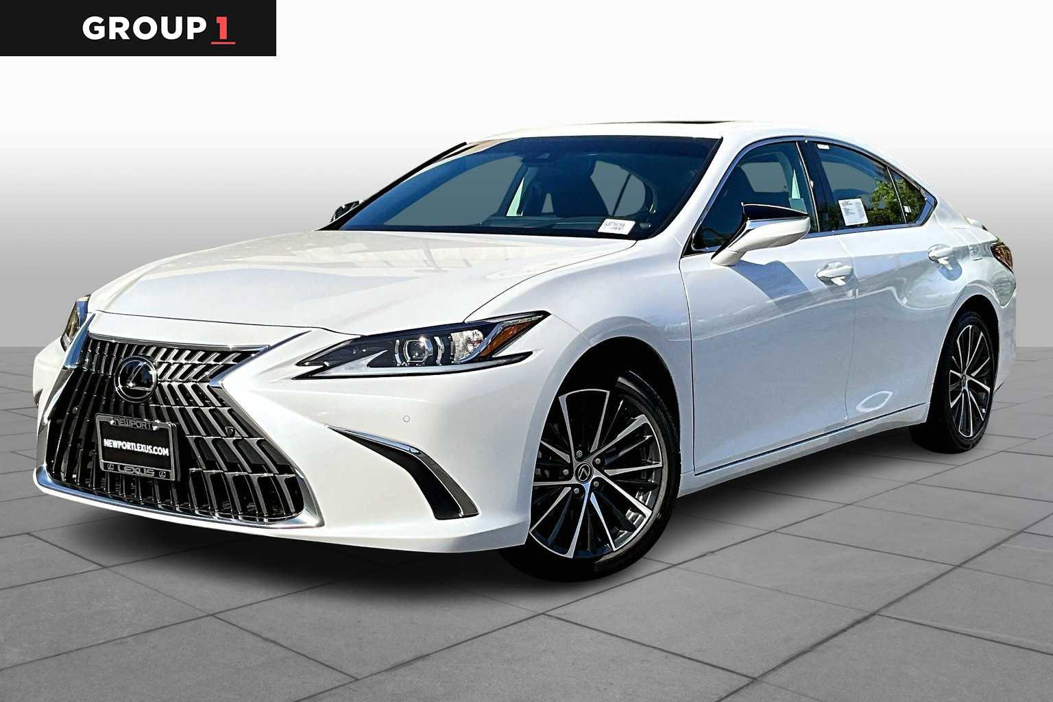 New 2025 Lexus ES 300h w/ Premium Package