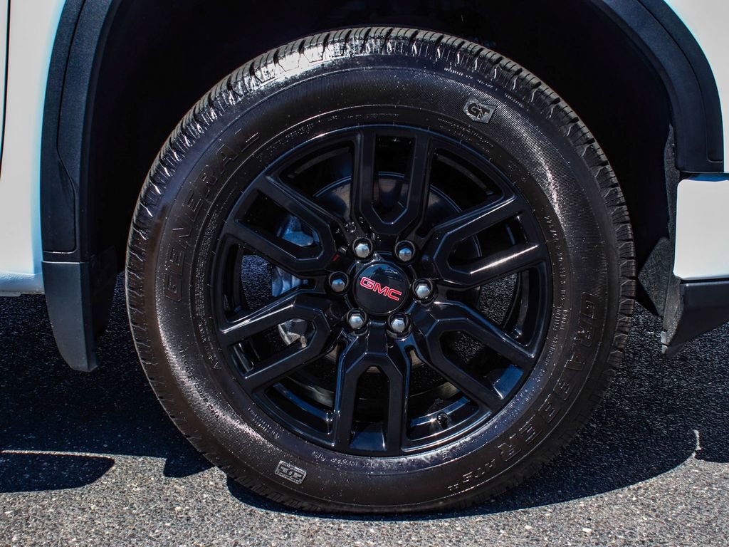 Used 2025 GMC Sierra 1500 Elevation AWD/4WD image 7