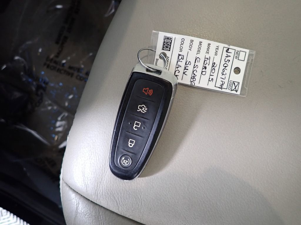 Used 2015 Ford Escape Titanium AWD/4WD image 46