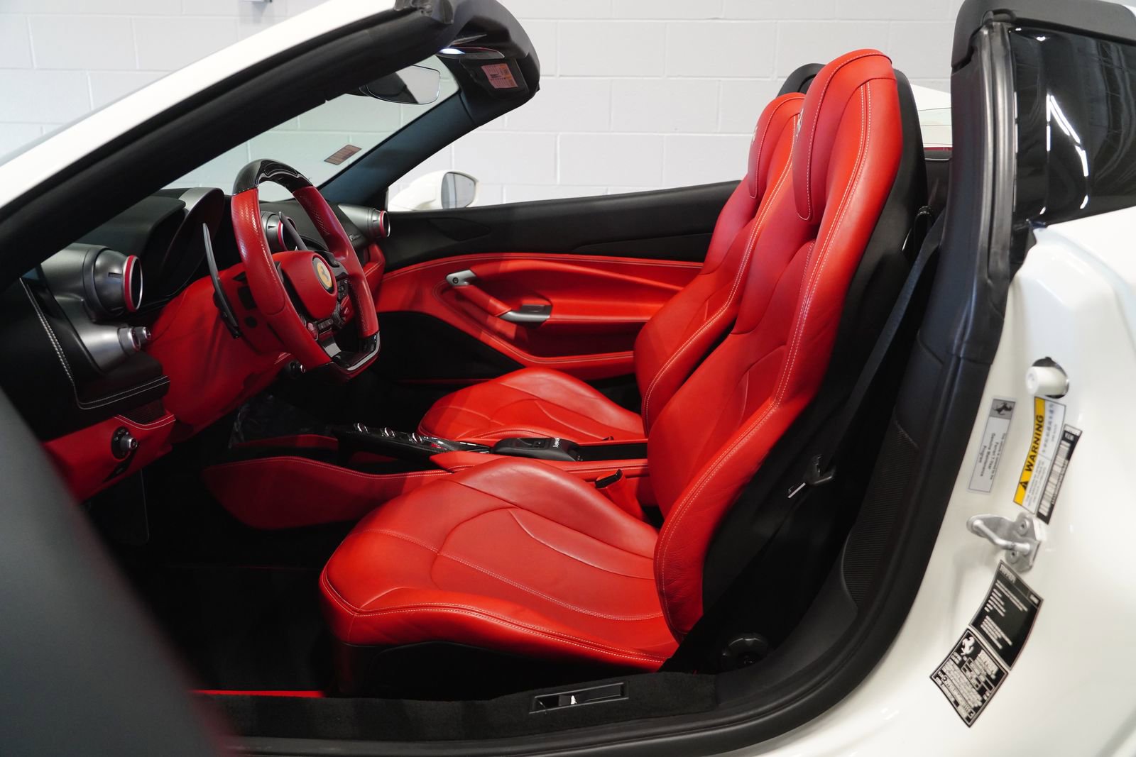 Used 2021 Ferrari F8 Tributo RWD image 15
