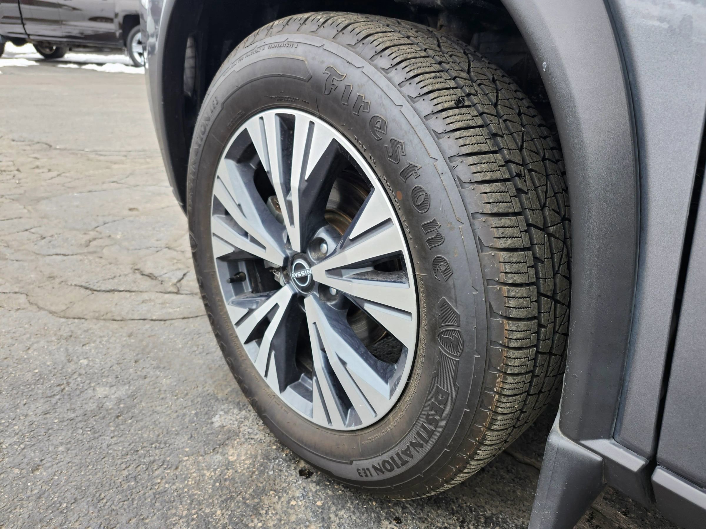 Used 2022 Nissan Rogue SV w/ SV Premium Package image 35