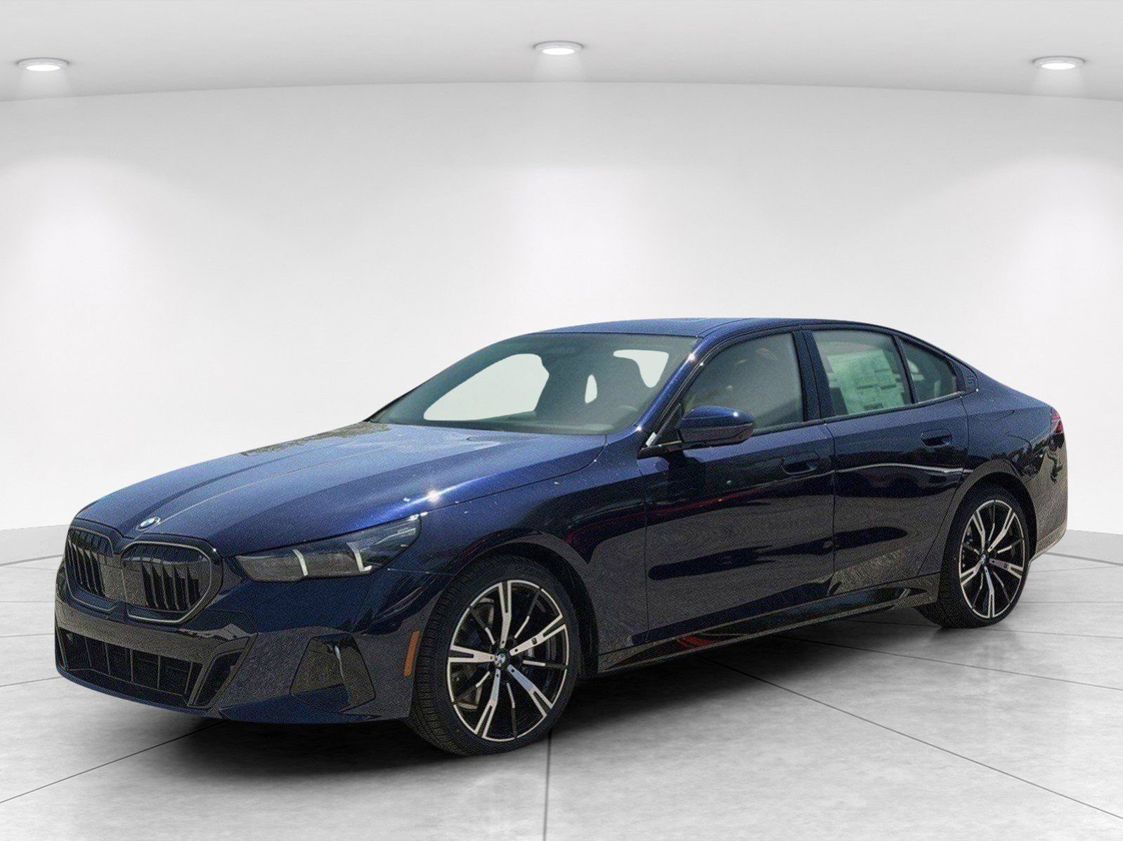 New 2026 BMW 530i xDrive w/ M Sport Package AWD/4WD image 8