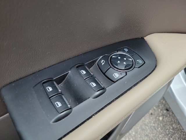 Used 2023 Lincoln Nautilus Reserve FWD image 10