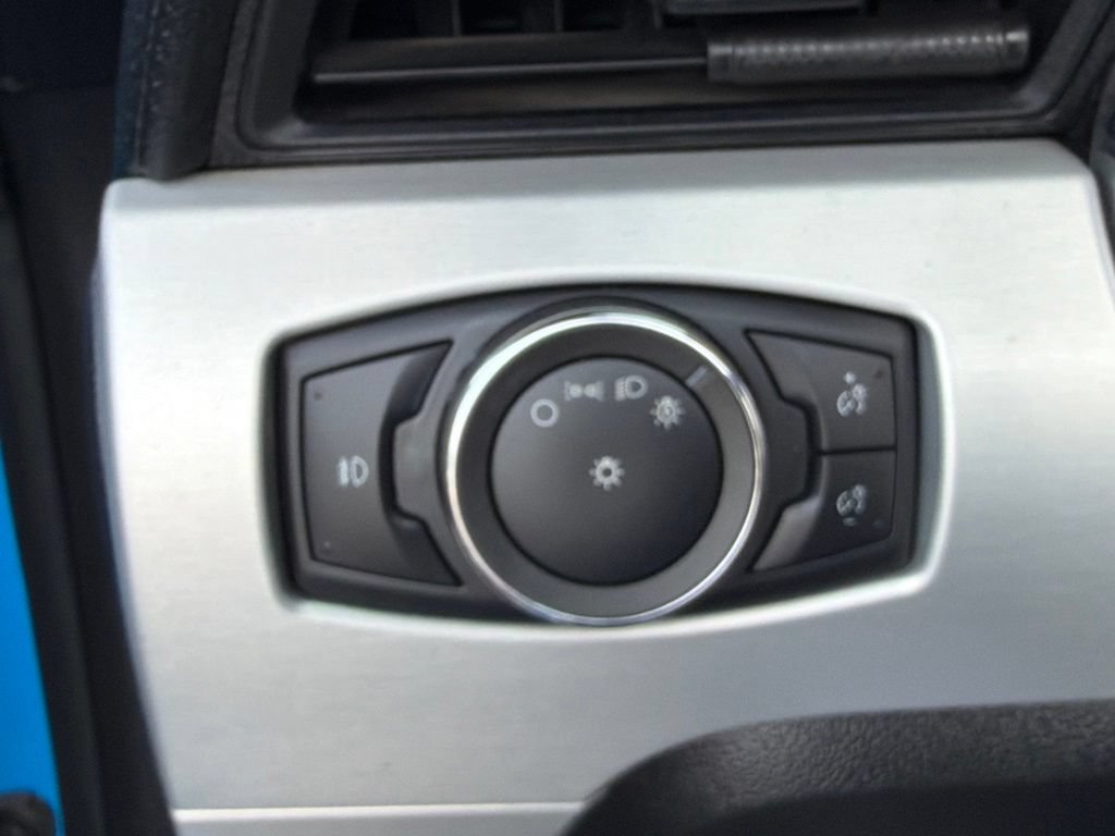 Used 2017 Ford Mustang Premium RWD image 18