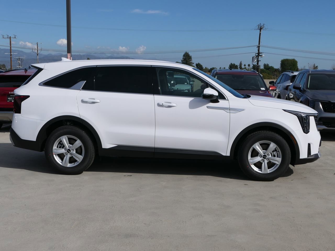 New 2026 Kia Sorento LX image 2