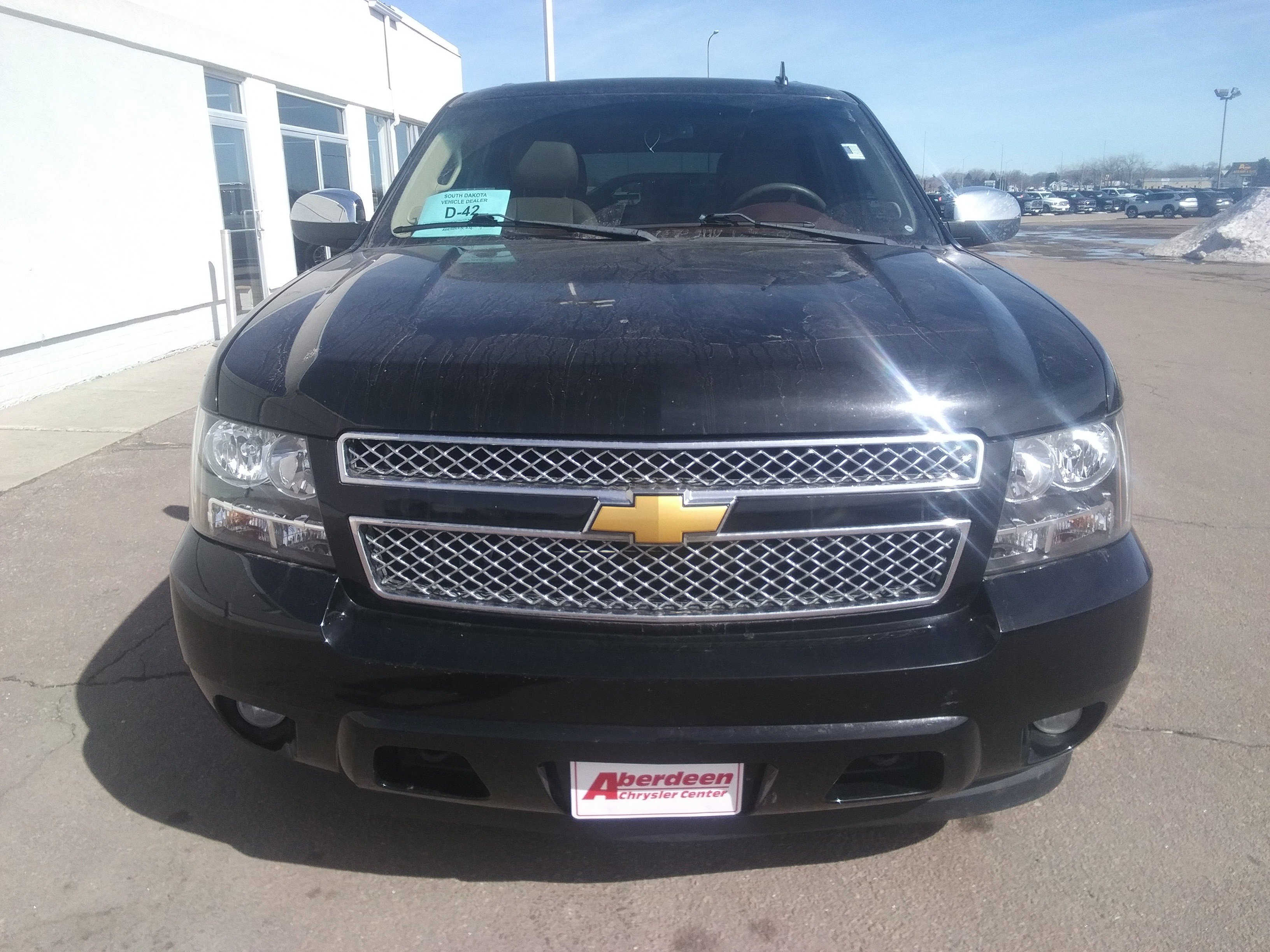 Used 2014 Chevrolet Tahoe LTZ AWD/4WD image 3