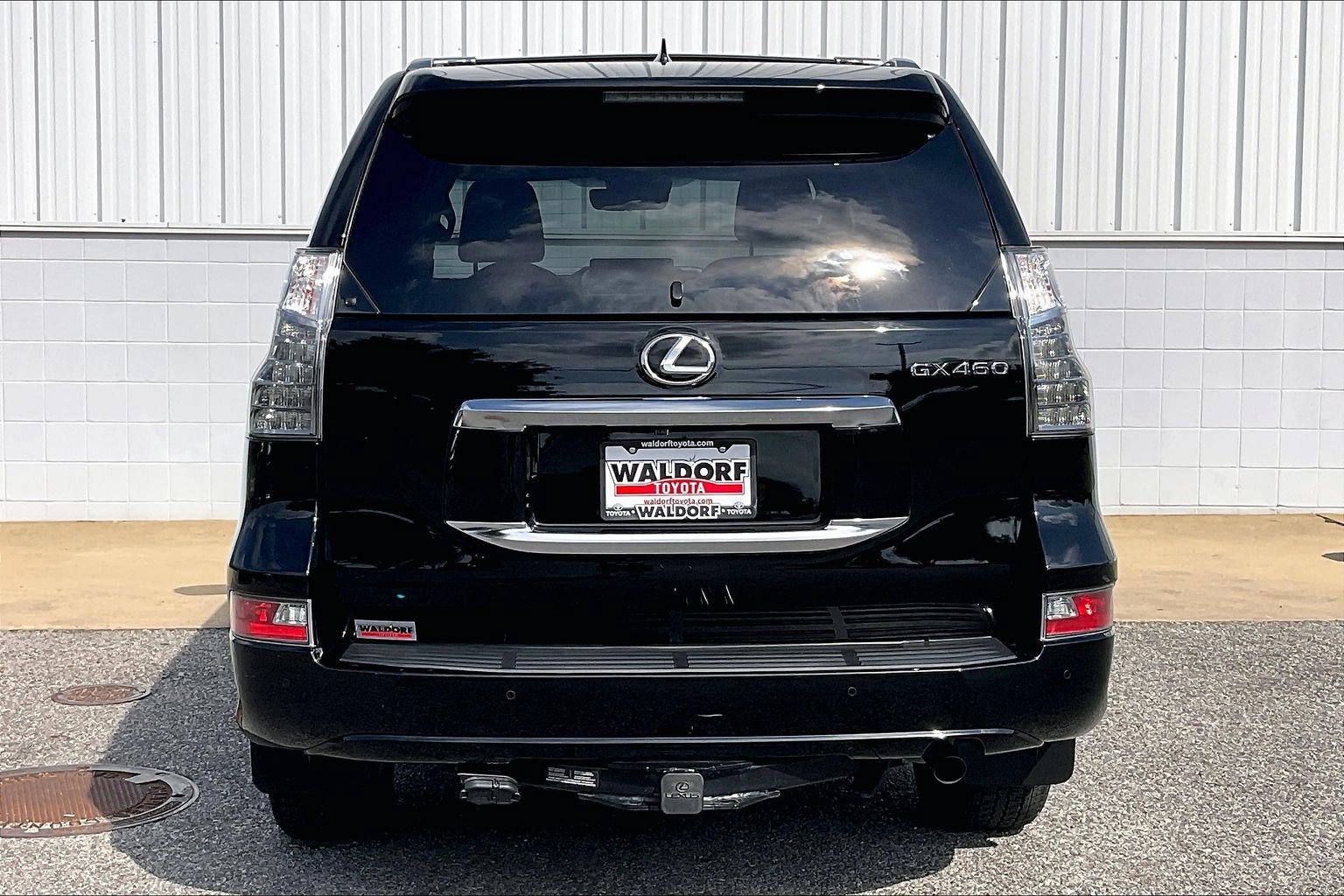 Used 2023 Lexus GX 460 Premium w/ Premium Package AWD/4WD image 5