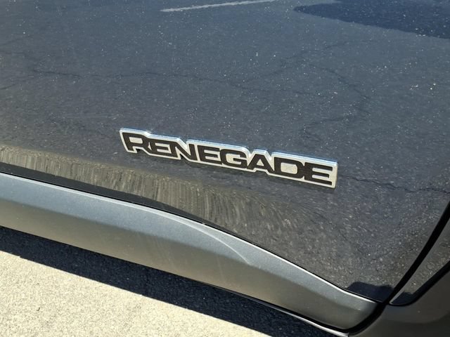 Used 2023 Jeep Renegade Latitude AWD/4WD image 11