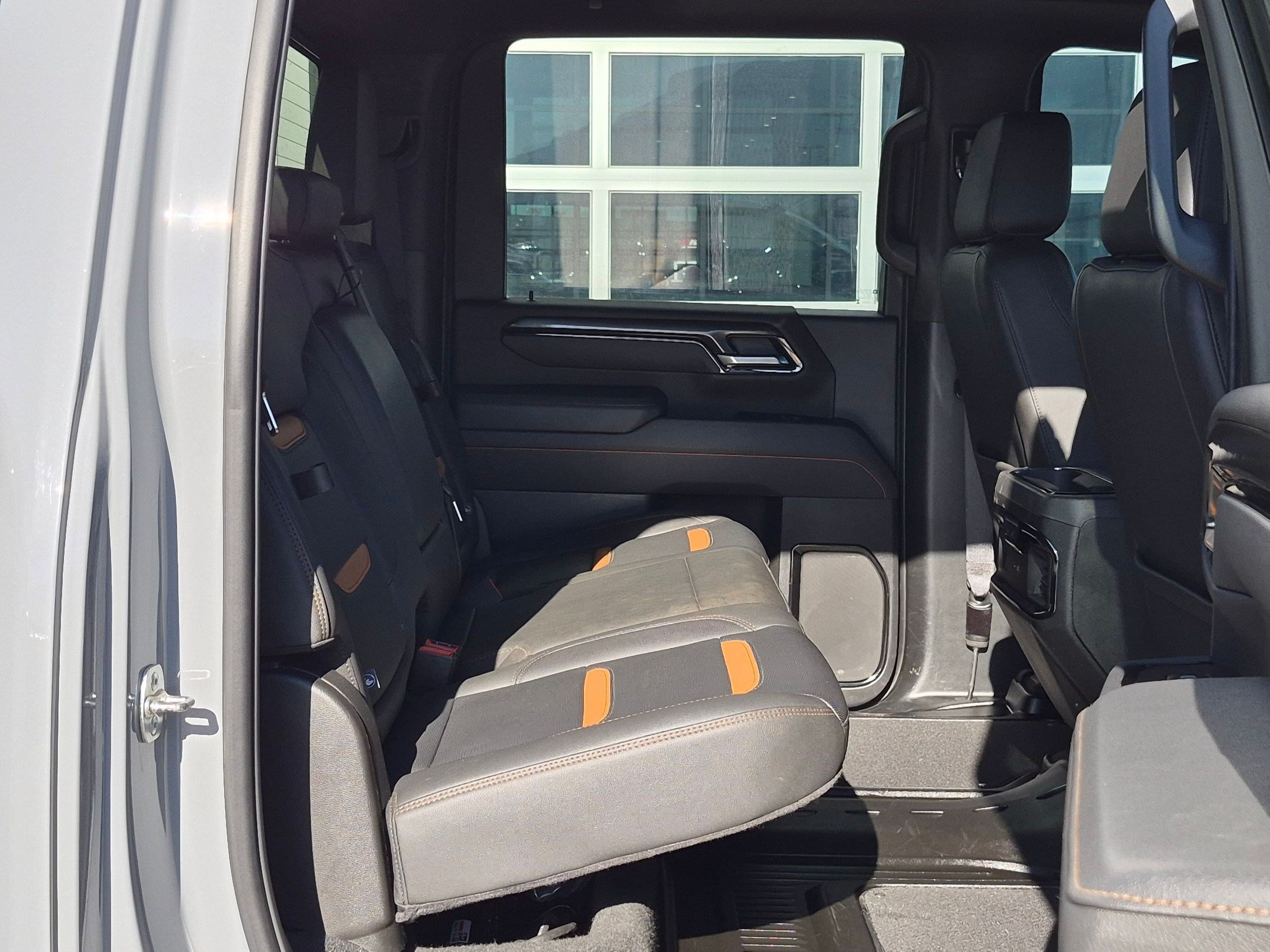 Used 2025 GMC Sierra 2500 AT4 AWD/4WD image 31