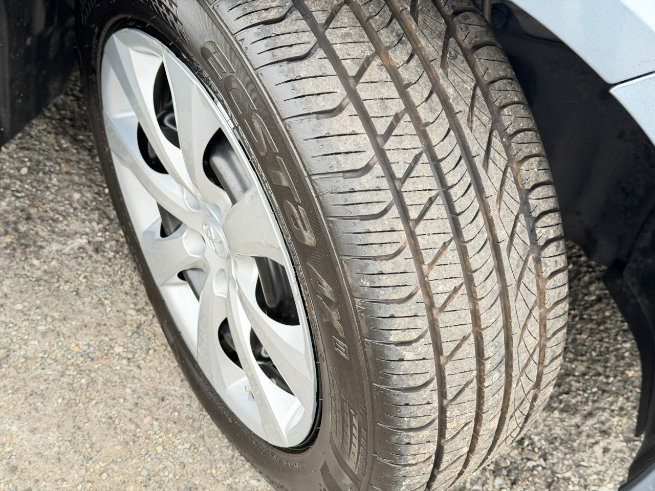 Used 2022 Toyota Corolla LE image 78