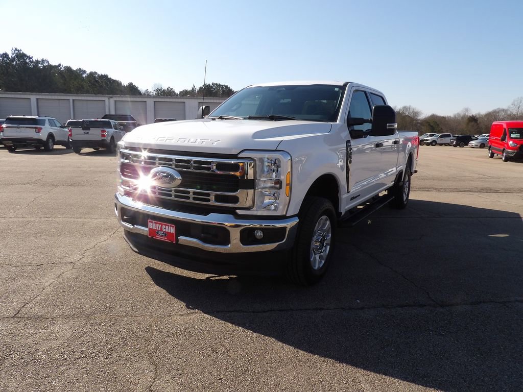 Used 2024 Ford F250 XLT image 4