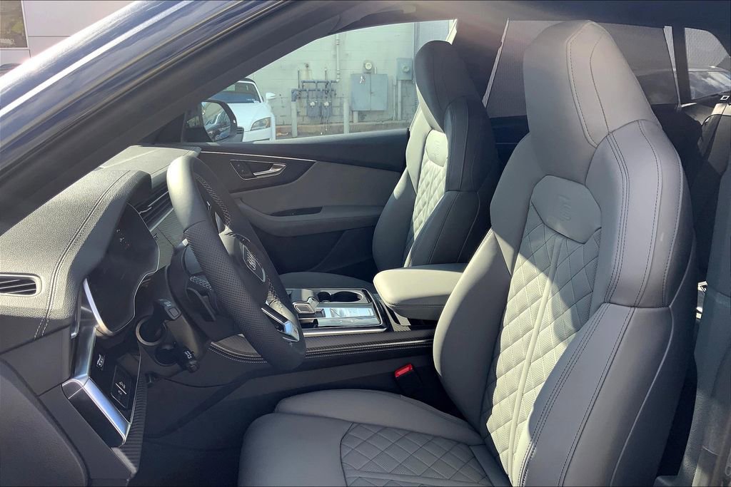 New 2025 Audi SQ8 Premium Plus image 7