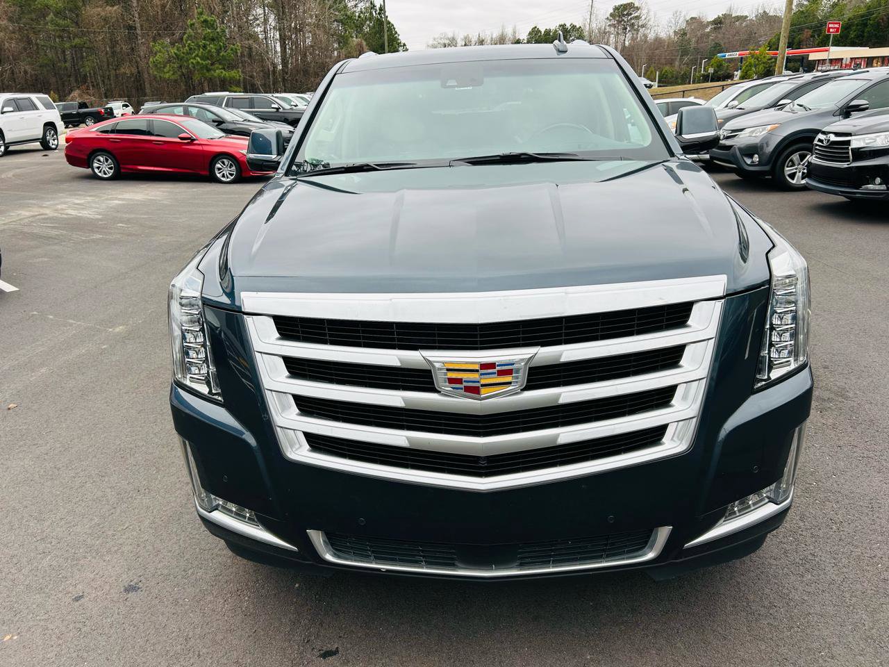 Used 2019 Cadillac Escalade Premium Luxury image 8