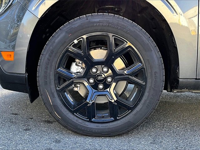 New 2025 Ford Maverick Lariat image 13