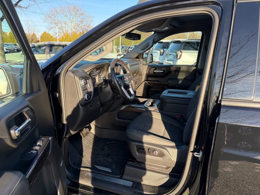 Used 2020 GMC Sierra 1500 Elevation w/ Elevation Value Package image 11