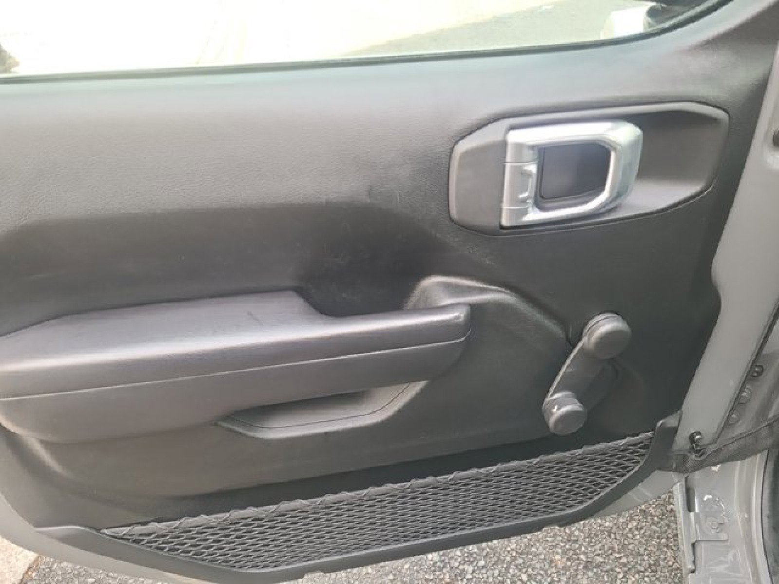 Used 2021 Jeep Wrangler Sport image 20