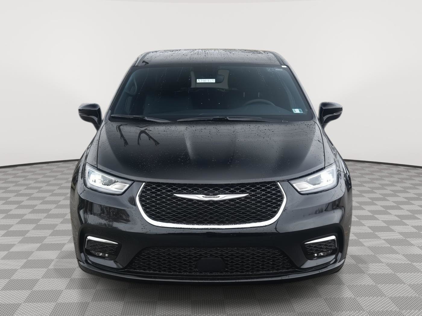 New 2026 Chrysler Pacifica Select image 3