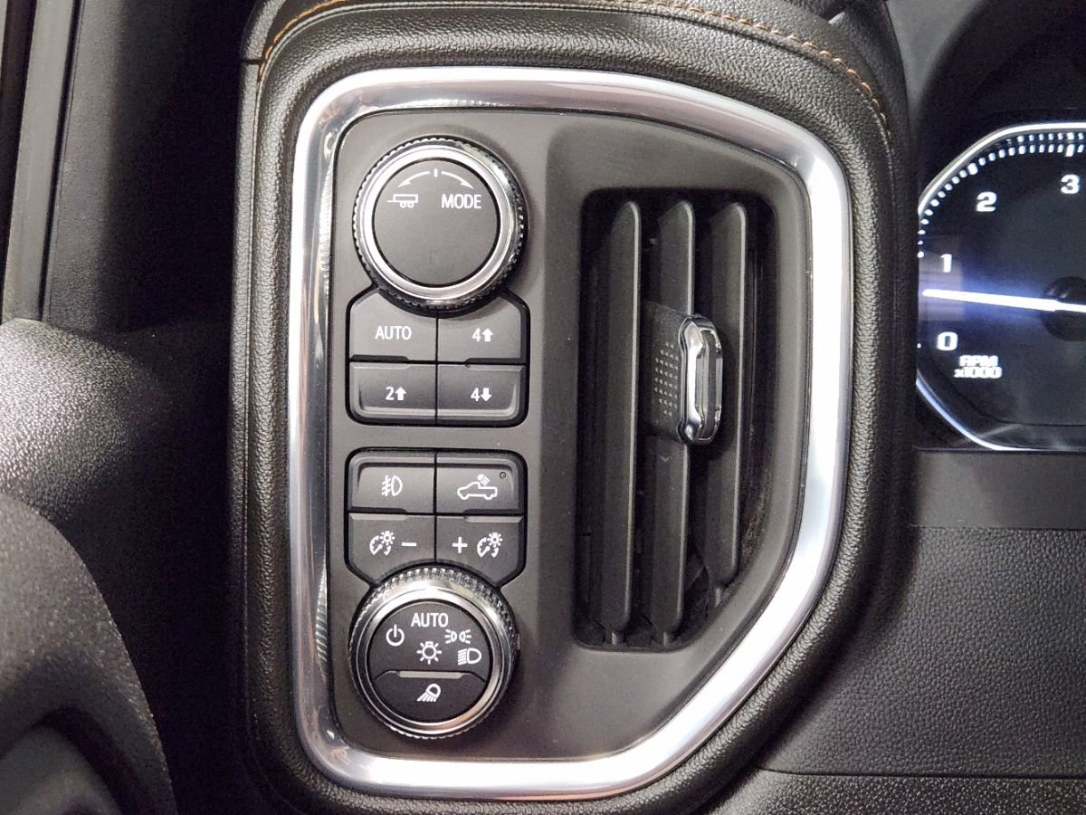 Used 2023 GMC Sierra 2500 AT4 w/ Gooseneck/5TH Wheel Package image 42