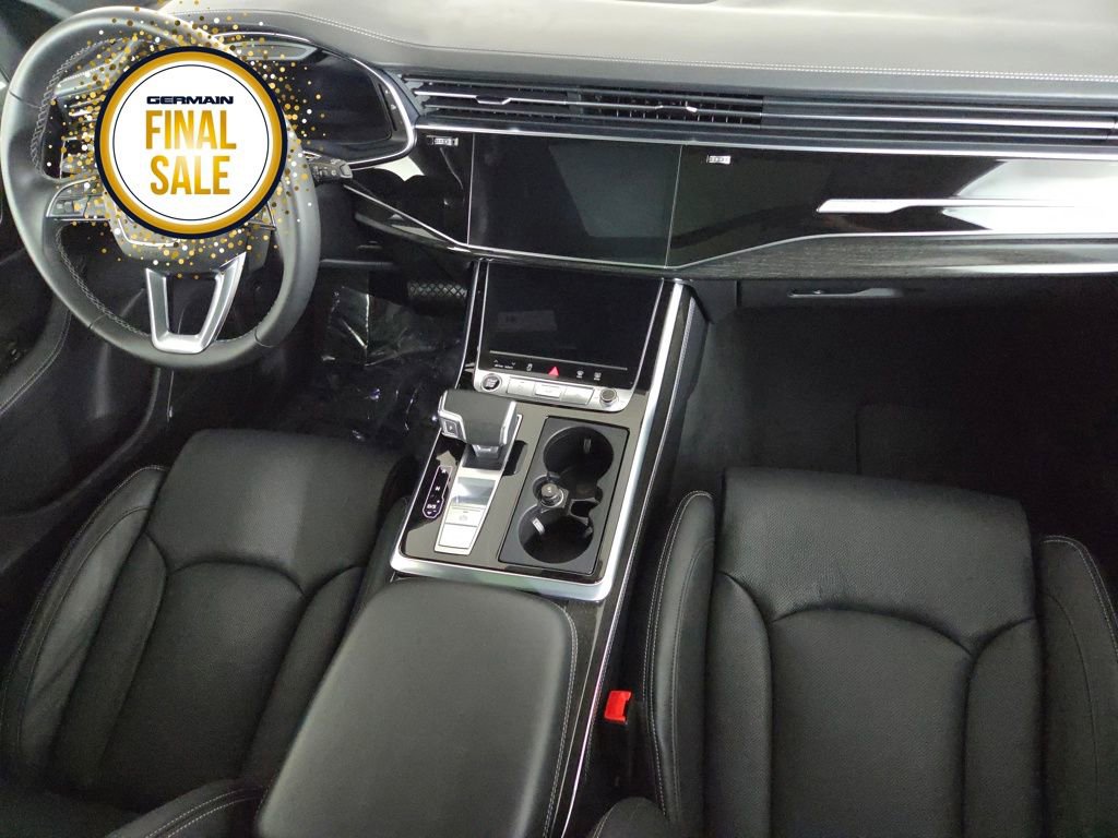 Used 2024 Audi Q8 Prestige w/ Prestige Package image 27