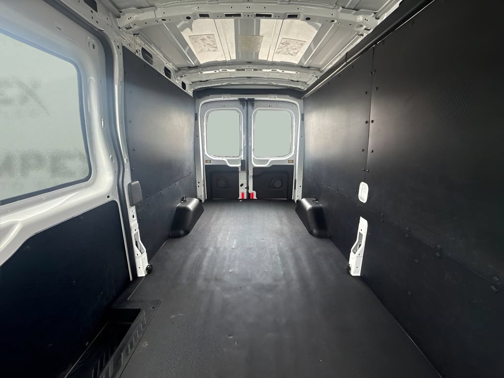 Used 2020 Ford Transit 250 Medium Roof w/ Load Area Protection Package RWD image 6