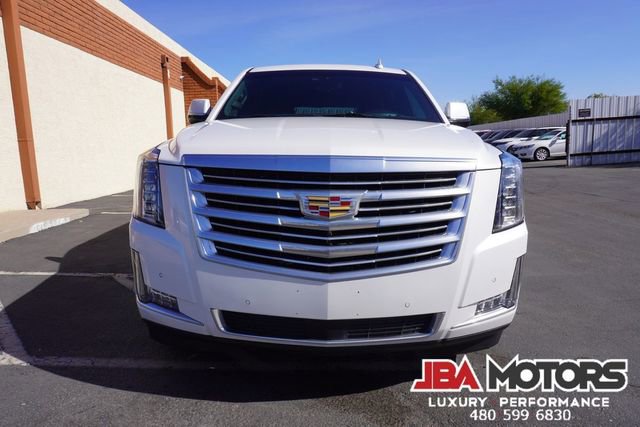 Used 2020 Cadillac Escalade ESV Platinum image 21