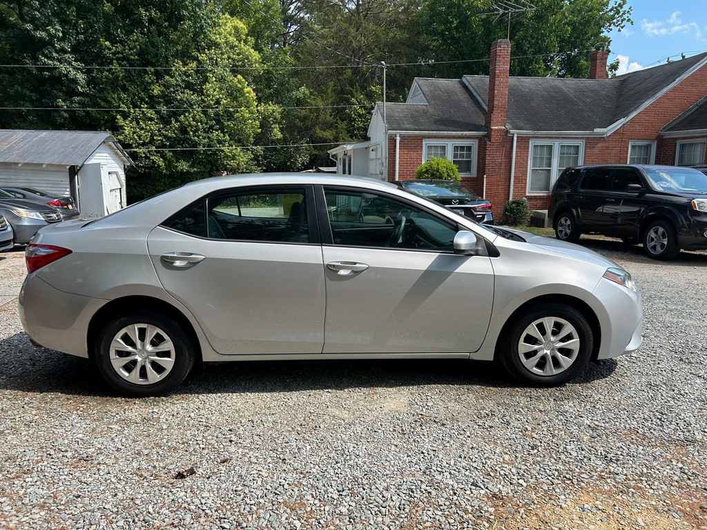 Used 2014 Toyota Corolla L FWD image 20